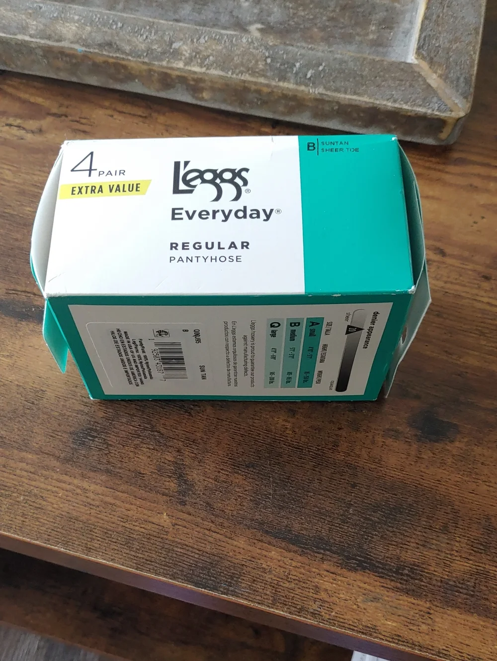 NWT sz B Legg's Everyday Regular Suntan Extra Value 4 Pair Pantyhose